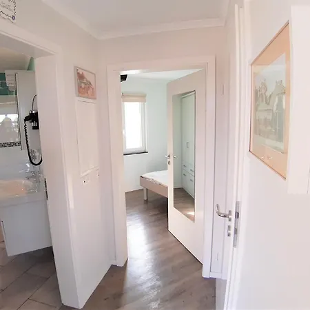 Strandbungalow Jette Glowe